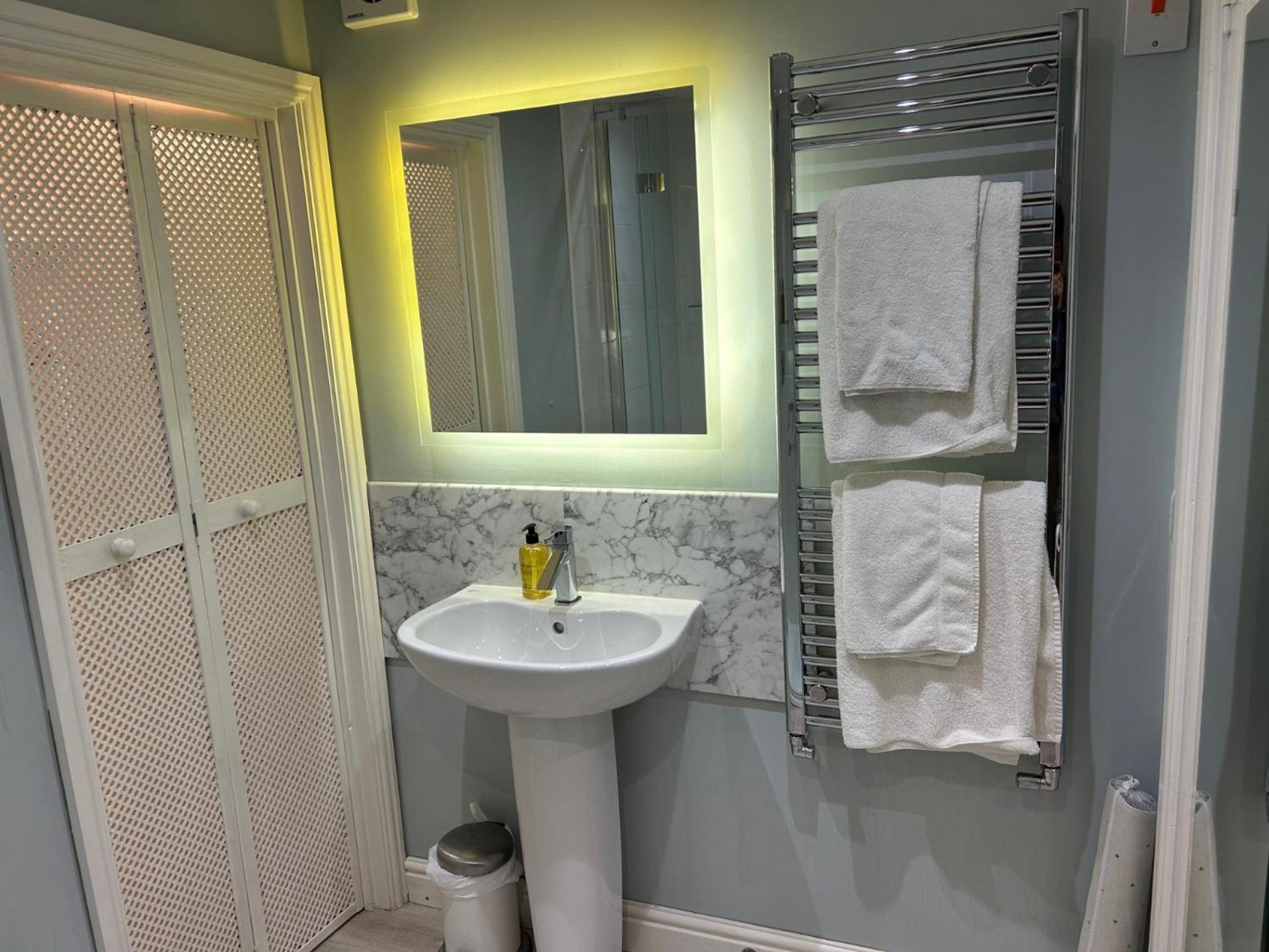 Primrose House B And B Cotgrave Екстериор снимка